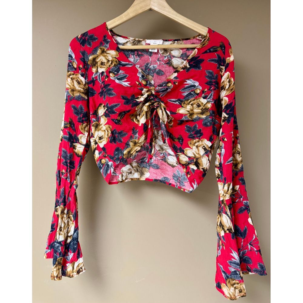 Ivy + Main Red Floral Bell Sleeve Crop Top Ruched Front Boho Festival‎ Style S/M